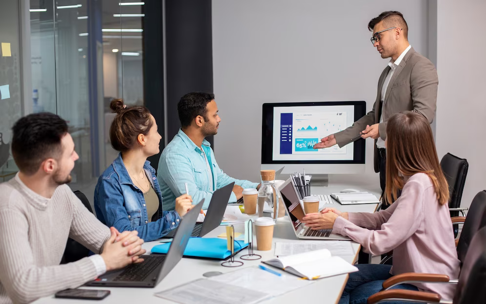 Revolutionizing-Business-Operations-The-Transformative-Role-of-Computing-Technology